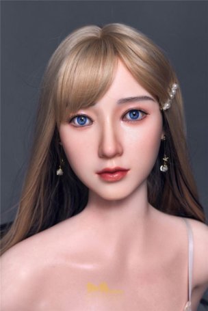 Silikonová panna Candy / 152 cm / B-Cup - Irontech Doll