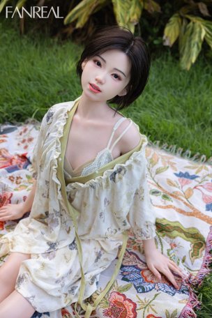 Silikonová panna Mo / 153 cm / B-Cup - FANREAL Dolls