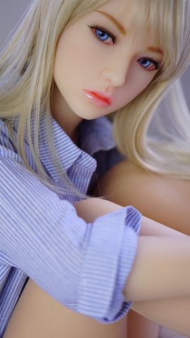 Realistická panna Debbi SB / 135 cm - Doll Forever